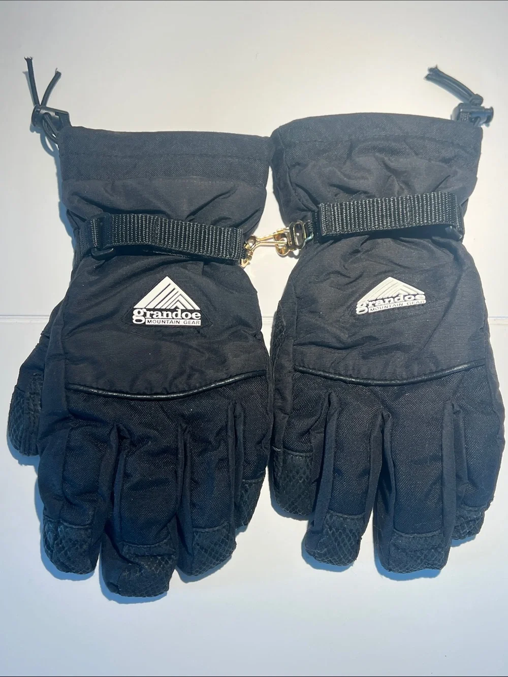 Grandoe Mountain Gear Womens XL Black Winter Ski Gloves - Insulated Waterproof